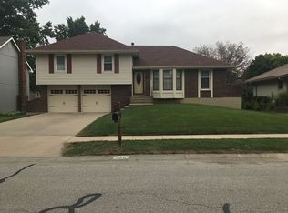 902 Bristol Way, Liberty, MO 64068