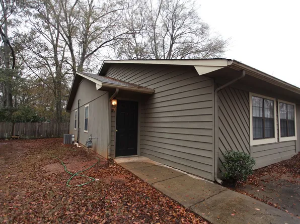 1521 Fitzpatrick Ave APT 12A, Opelika, AL 36801