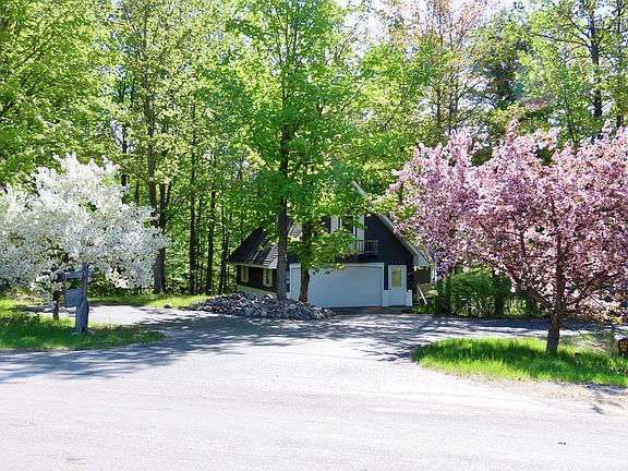5th image of 10321 Lakeview Dr