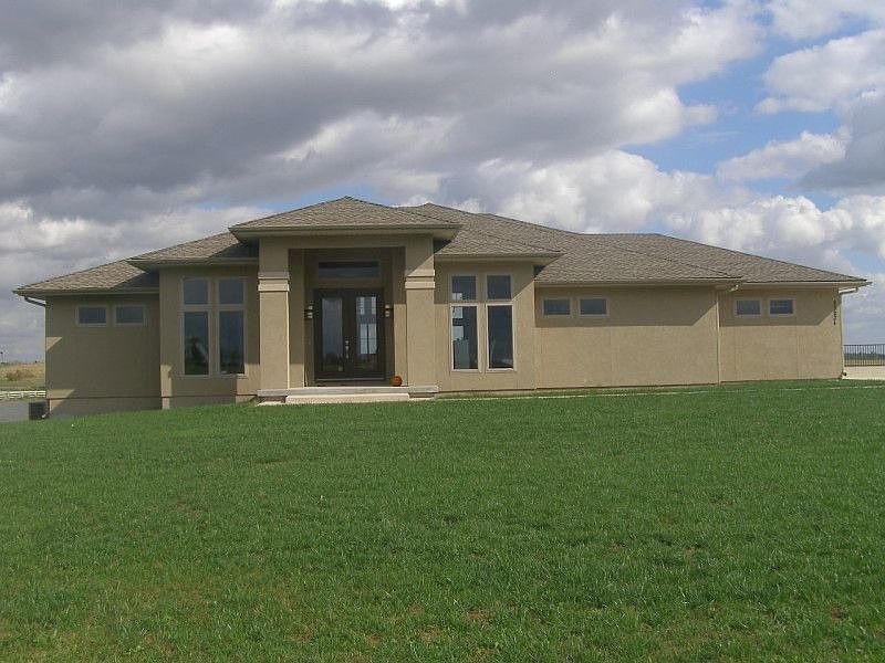 Lakeside Estate