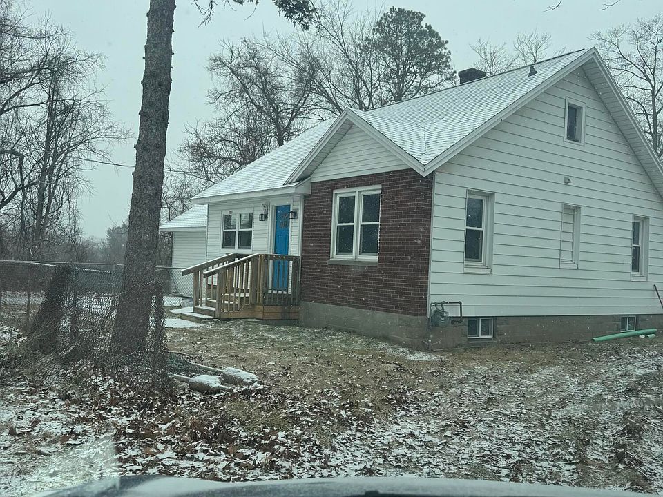 1st image of 340 Glengary Road