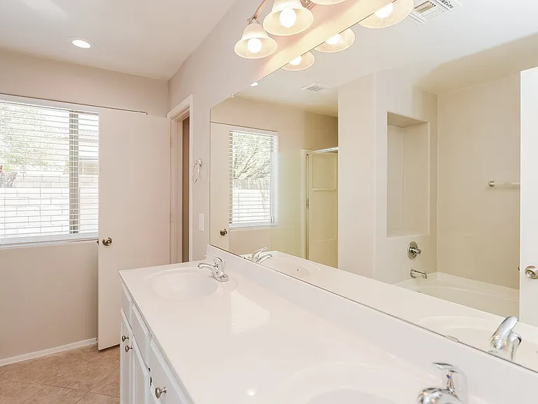3530 S Desert Promenade Rd — Photo 8