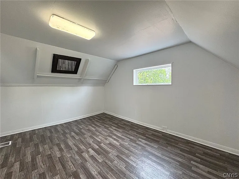 318 W Hoard St — Photo 36