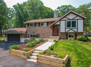 1634 Hickory Ln, Allentown, PA 18106