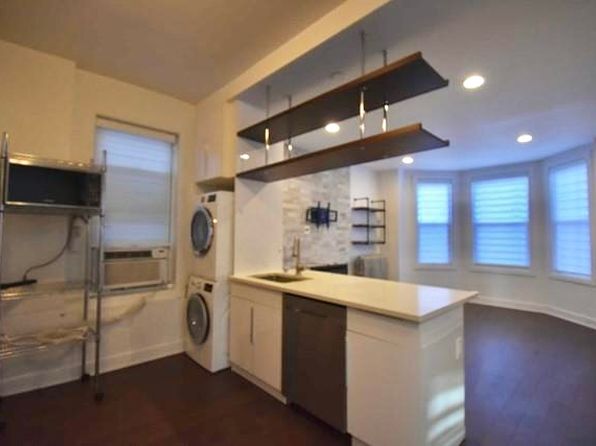 228 Maple St #2
