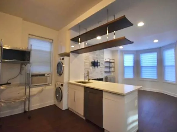 228 Maple St #2, Weehawken, NJ 07086