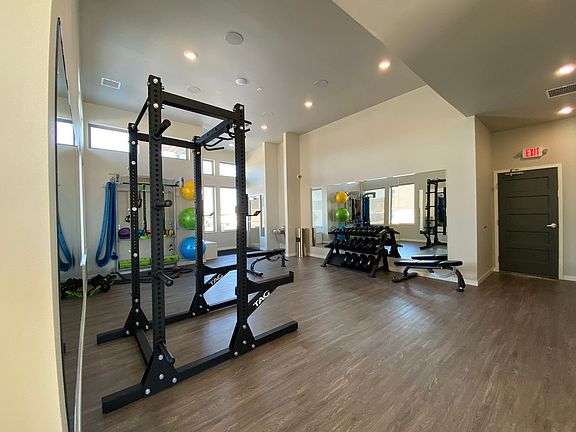 5th image of 4835 38th St SW #215