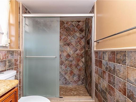 5th image of 2731 NE 14th Street Cswy APT 919
