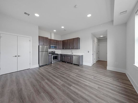 5th image of 660 Grand St APT 304