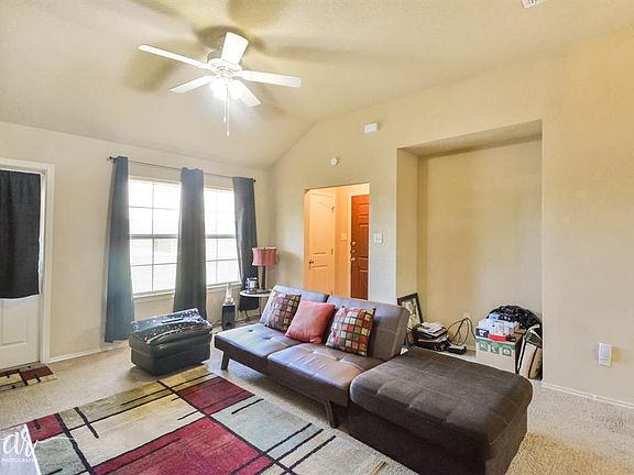 4th image of 3910 Carrera Ln
