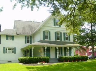 3151 Chase Rd, Shavertown, PA 18708