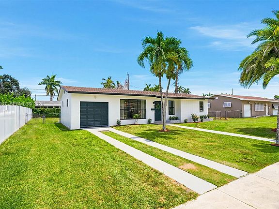 2nd image of 14785 SW 297th St
