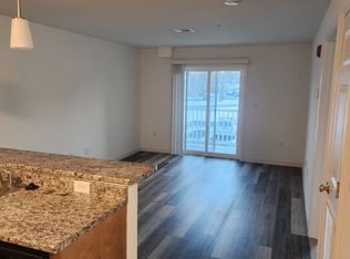 1 & 2 Crosswoods Path Blvd #203, Merrimack, NH 03054