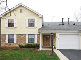 1166 Middlebury Ln APT C2, Wheeling, IL 60090