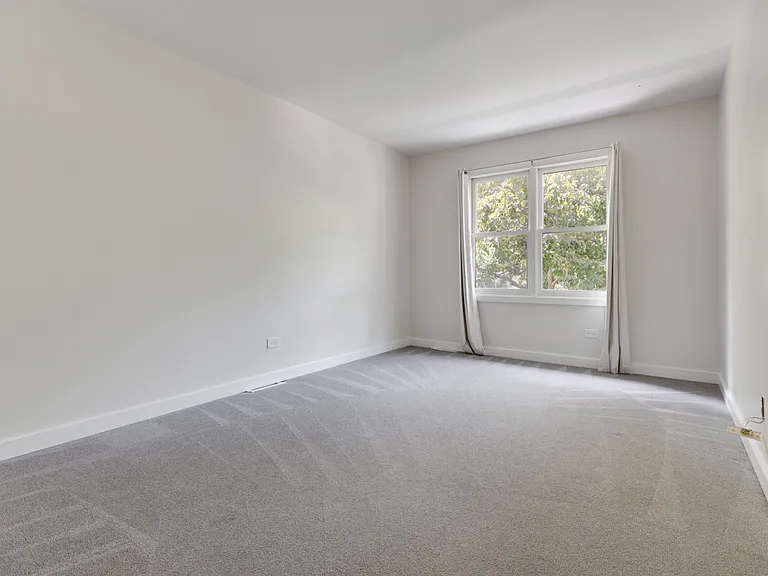 616 Blue Spruce Ln — Photo 20