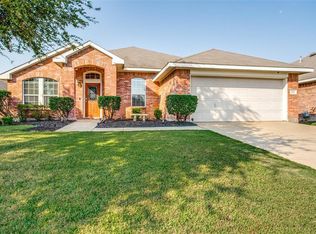 211 Juniper Trl, Forney, TX 75126