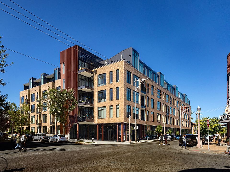 1st image of 4101 Laclede Ave #316