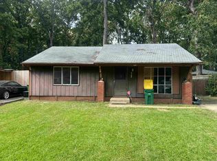 7808 Moore Dr, Little Rock, AR 72209