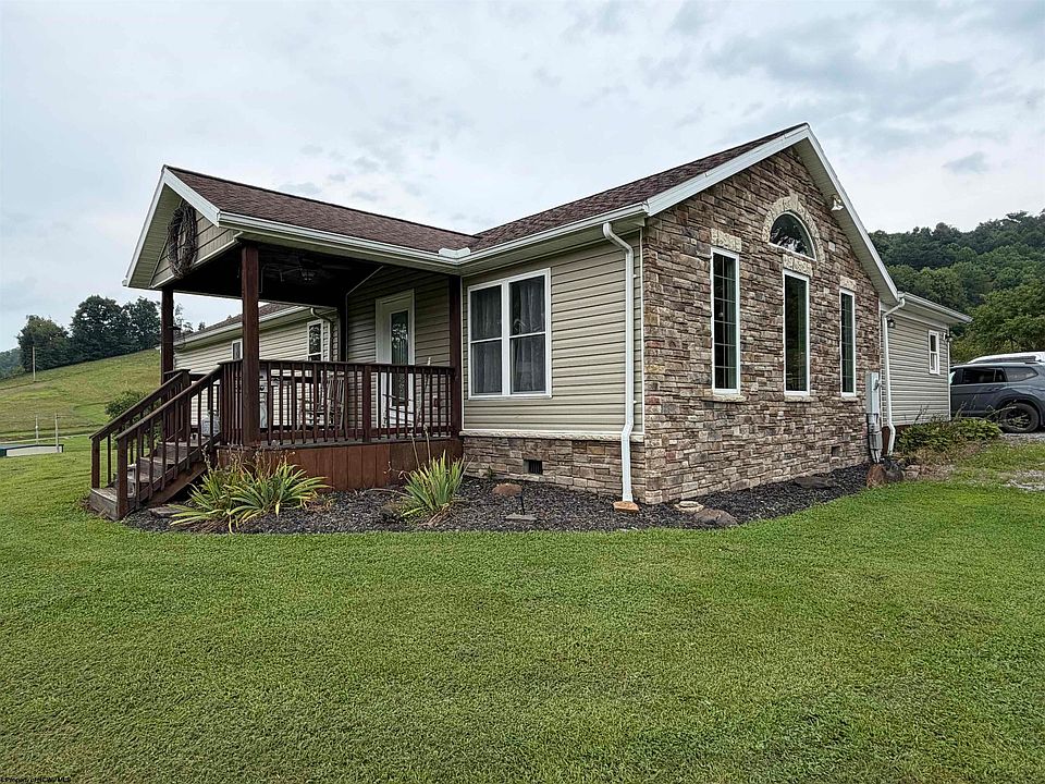 1st image of 19 Parley Ln