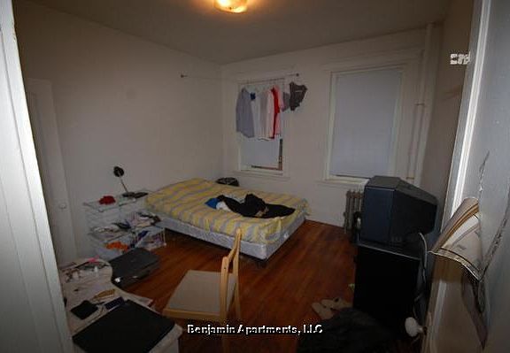 2nd image of 1334 Commonwealth Ave #12IR