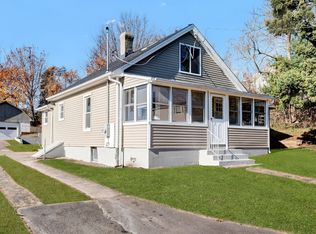 26 Naugatuck St, East Haven, CT 06512