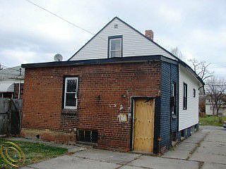 2nd image of 4215 Barham St