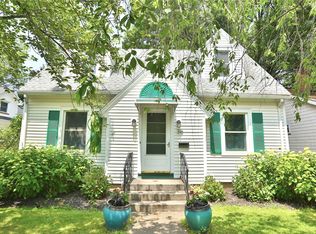 318 Colebourne Rd, Rochester, NY 14609