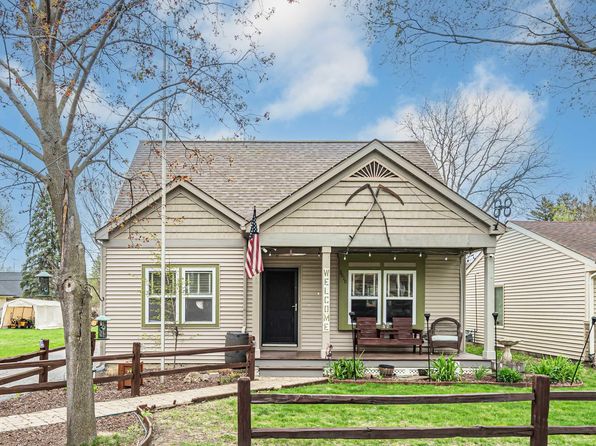 3010 Mary Ln, McHenry, IL 60051