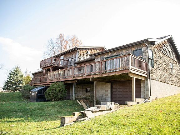 2nd image of 277 Vickis Ln