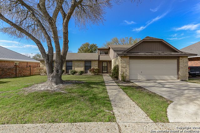 1st image of 3417 Foxbriar Ln
