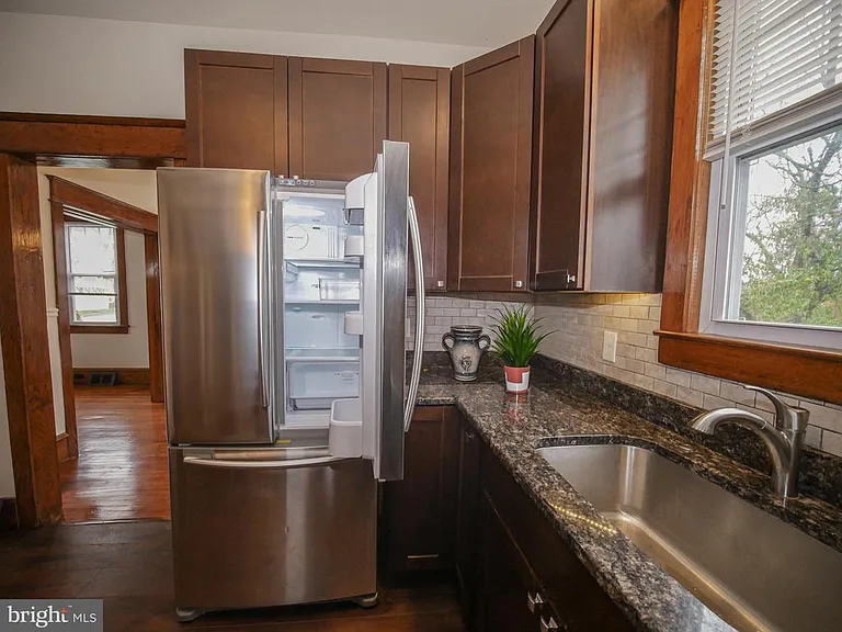 332 Crown Point Rd — Photo 17