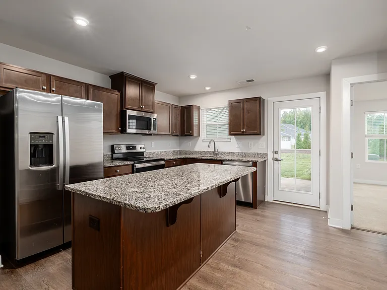 5739 Addison Gate Dr — Photo 3