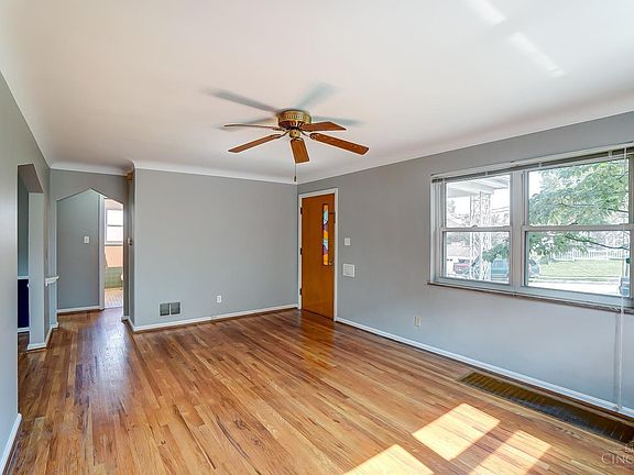 4th image of 621 Woodside Heights St
