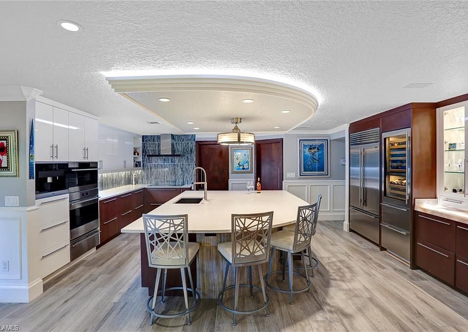 1st image of 27339 Elwood Dr