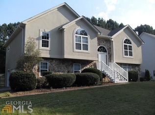 420 Crescent Dr, Newnan, GA 30265