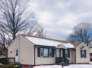 93 Pendleton Ave, Springfield, MA 01109