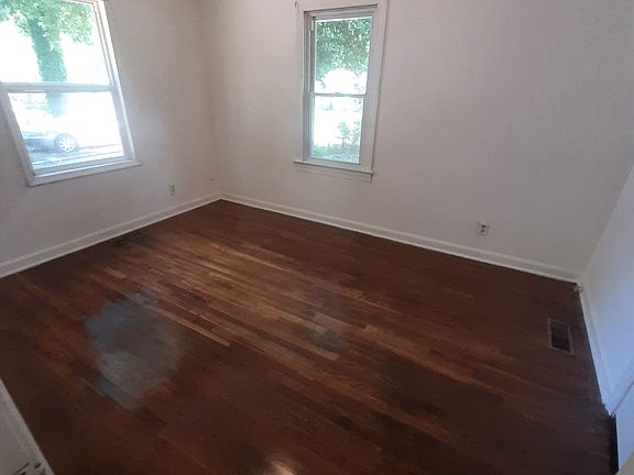 4th image of 622 Fayette Ave