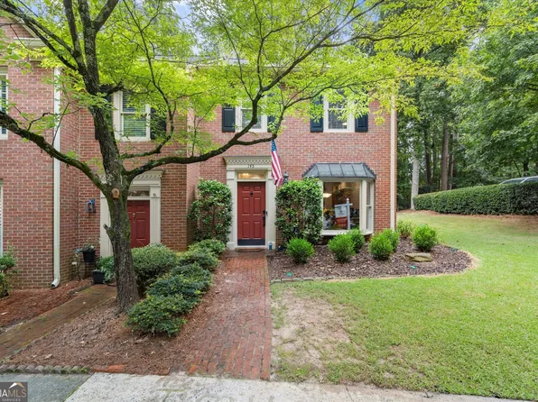 145 Weatherburne Dr, Roswell, GA 30076