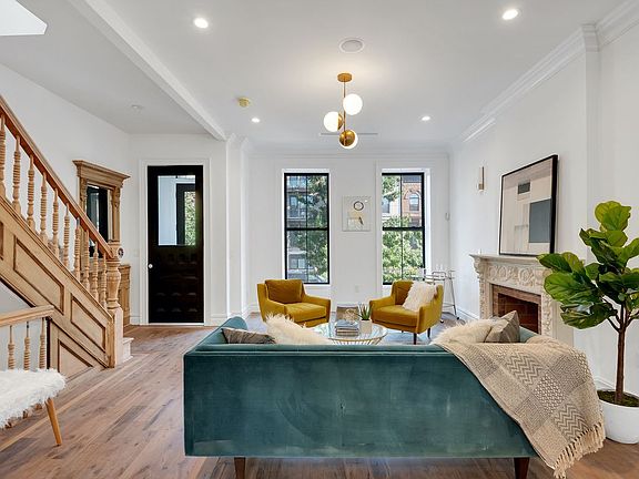2nd image of 227 Putnam Ave