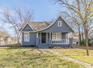 1136 Saint Edwards St, River Oaks, TX 76114