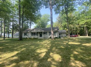 1632 Eagle Point Rd, Grayling, MI 49738
