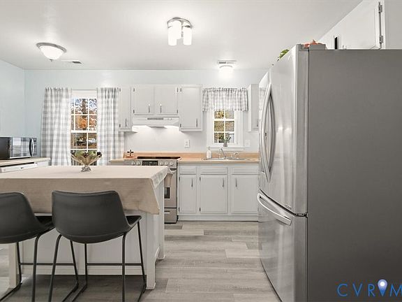 4th image of 6409 E Denny Ct