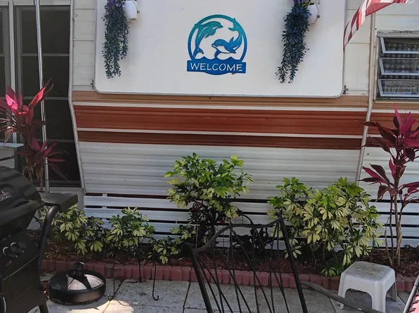 39414 Melonie Ln, Zephyrhills, FL 33542