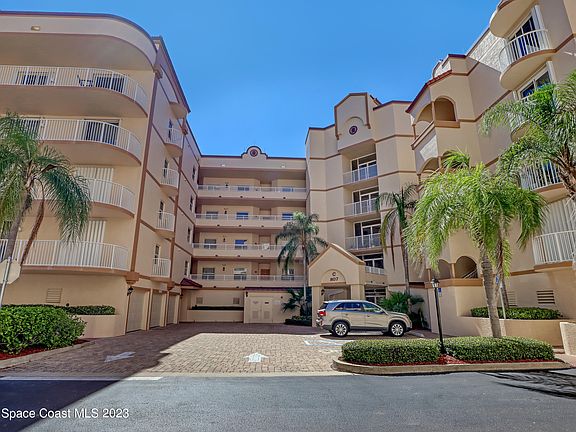 2nd image of 807 Mystic Dr APT C-305