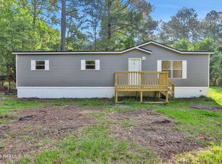 16039 Ressie Dr W, Jacksonville, FL 32218