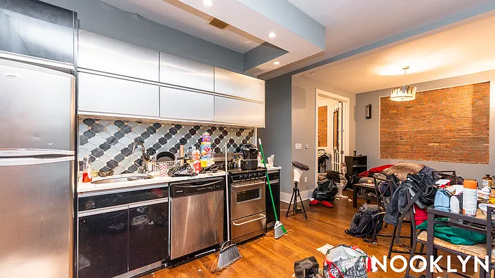 Rented by Nooklyn NYC LLC | media 37
