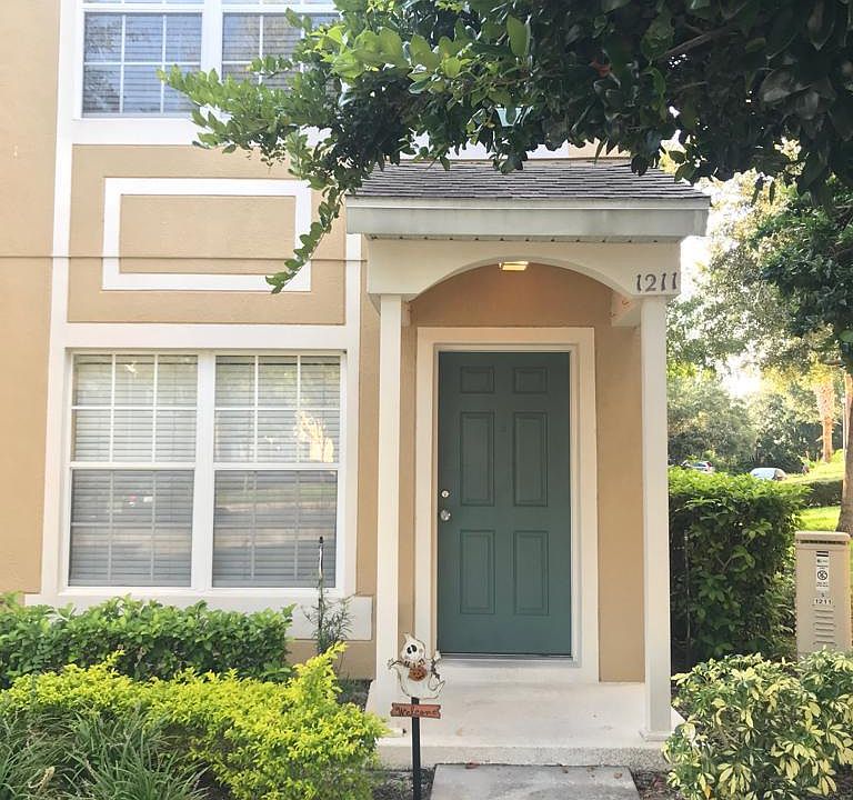 1st image of 1211 Stockton Dr