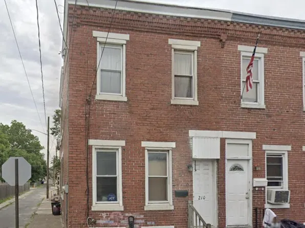 210 Middlesex St, Gloucester City, NJ 08030