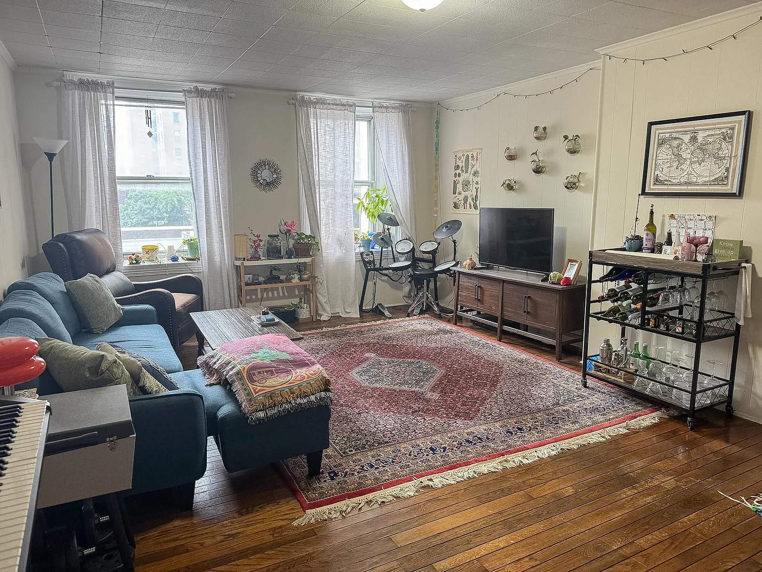 2025 Walnut Street — Photo 3