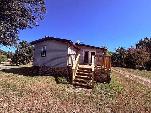 4th image of 301 Browder Church Rd